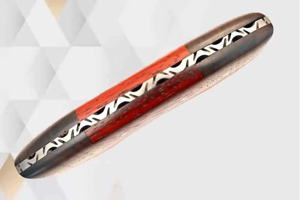 Faneema Cutlery Alaskan ulu knife damascus with wooden handle and patterned blade design