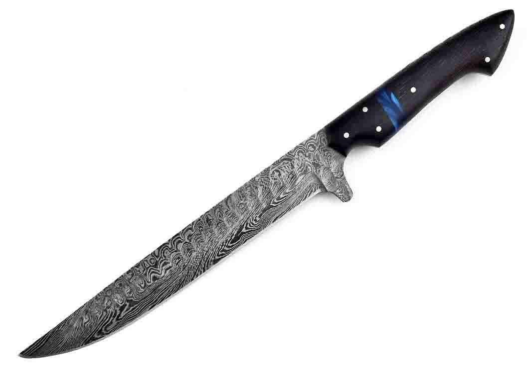 Faneema Cutlery premium carving knife for chefs with Damascus steel blade and ergonomic handle