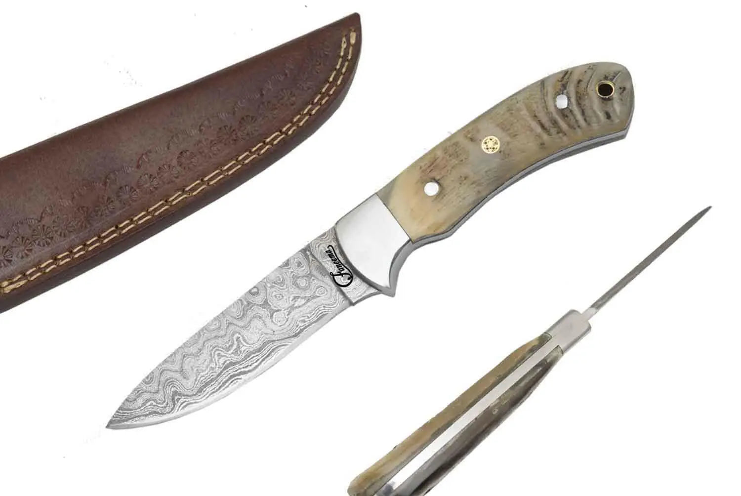 Faneema Cutlery outdoor knives featuring the best Damascus steel knife for hunters with leather sheath